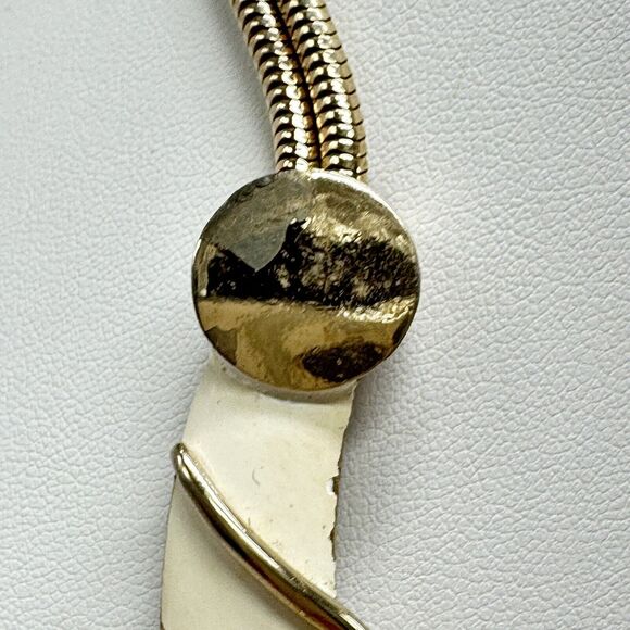 Vintage Boucher Choker Style Necklace Brutalist White Enamel Gold Tone FLAWED - Picture 8 of 16